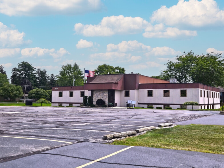 Primary Photo Of 350 Saint Andrews Rd, Saginaw Office For Sale