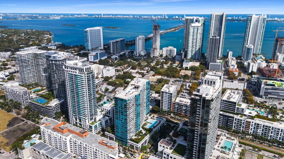 More Photos Of 125 NE 32nd St, Miami Apartments For Lease