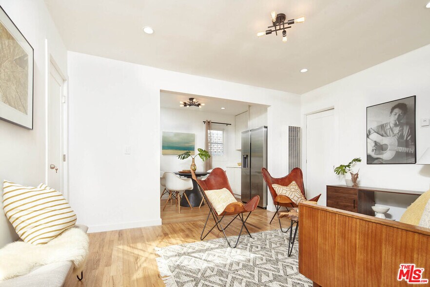 More Photos Of 2818 Abbot Kinney Blvd, Venice Apartments For Sale