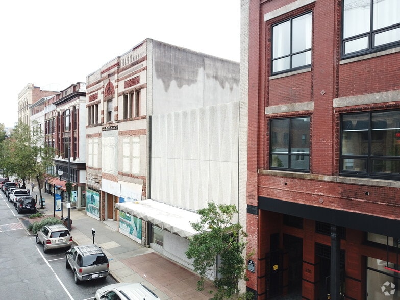 More Photos Of 224 N Front St, Wilmington Schools For Sale