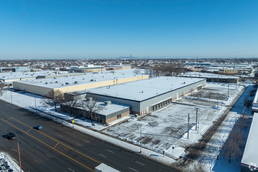 Primary Photo Of 6155 S Harlem Ave, Chicago Manufacturing For Sale