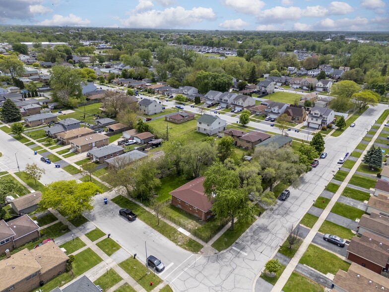 Primary Photo Of 13977 Kedzie ave, Blue Island Land For Sale