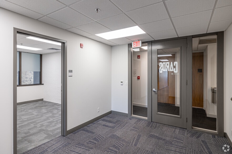 More Photos Of 112 W Center St, Fayetteville Office For Sale