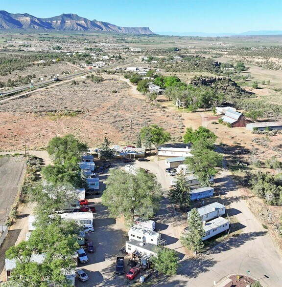 More Photos Of 910 Memorial Dr, Cortez Manufactured Housing Mobile Home Park For Sale