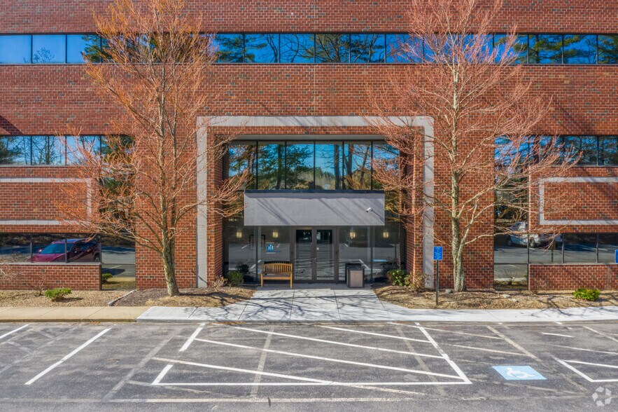 More Photos Of 2352 Main St, Concord Office For Lease