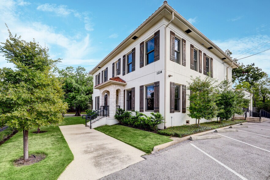 Primary Photo Of 1214 Elgin St, Houston Medical For Sale