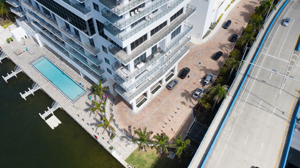 More Photos Of 4010 S Ocean Dr, Hollywood Hotel For Lease