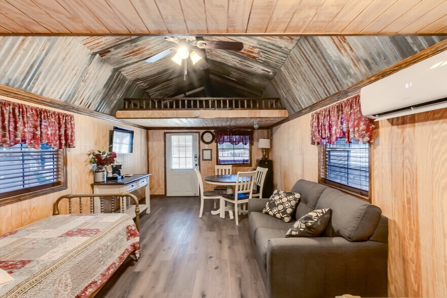 More Photos Of 200 King Ranch Rd, Gatesville Specialty For Sale