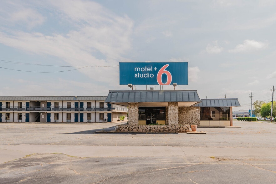 More Photos Of , Perry Hospitality For Sale