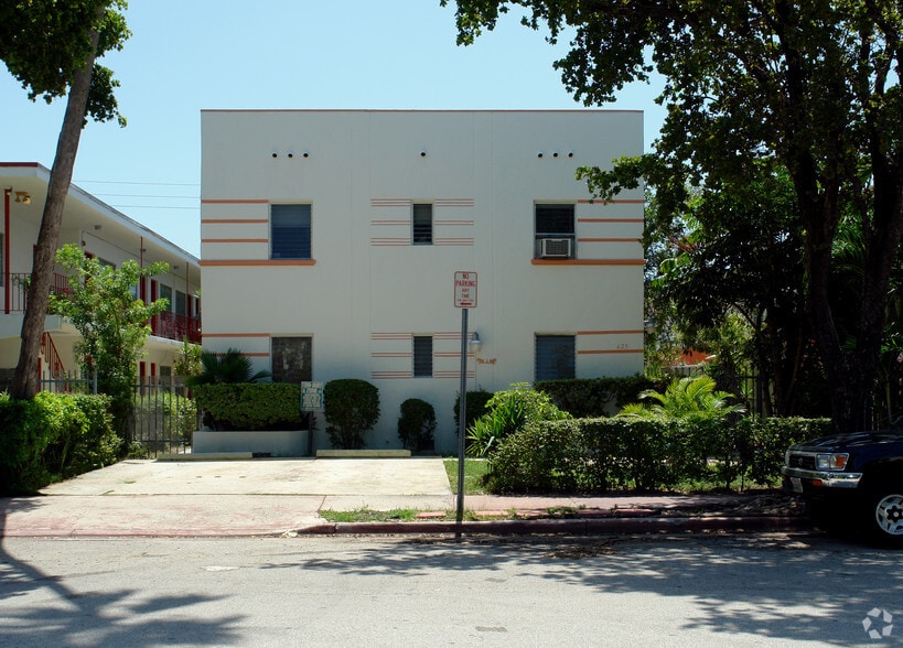 Primary Photo Of 625 Michigan Ave, Miami Beach Apartments For Sale