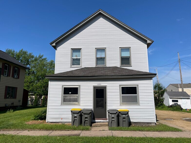 More Photos Of 1040 7th Ave, Baldwin Apartments For Sale