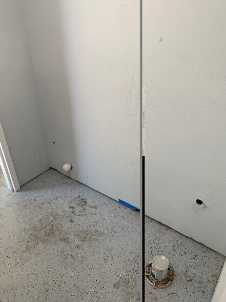 More Photos Of SKY RIDGE CIRCLE 37828 SUITE A, Dade City Flex For Lease