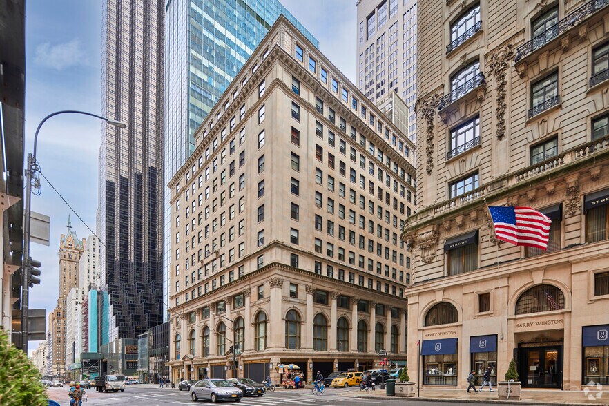Primary Photo Of 711 Fifth Ave, New York Office For Lease