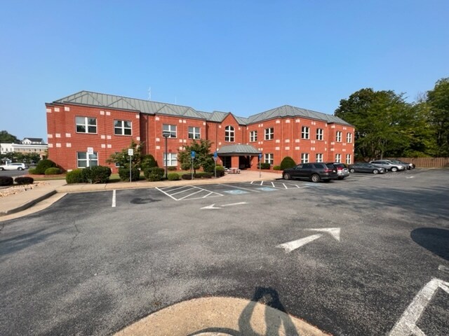 More Photos Of 629 Cedar Creek Grade, Winchester Medical For Lease