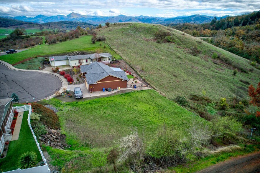 More Photos Of 140 Erin Ct, Roseburg Land For Sale