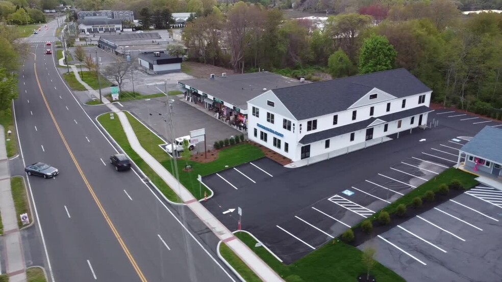 Primary Photo Of 821 Boston Post Rd, Old Saybrook Storefront Retail Office For Lease