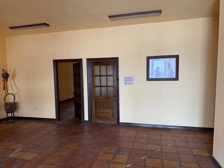 More Photos Of 3701 McNutt Rd, Sunland Park Office For Lease