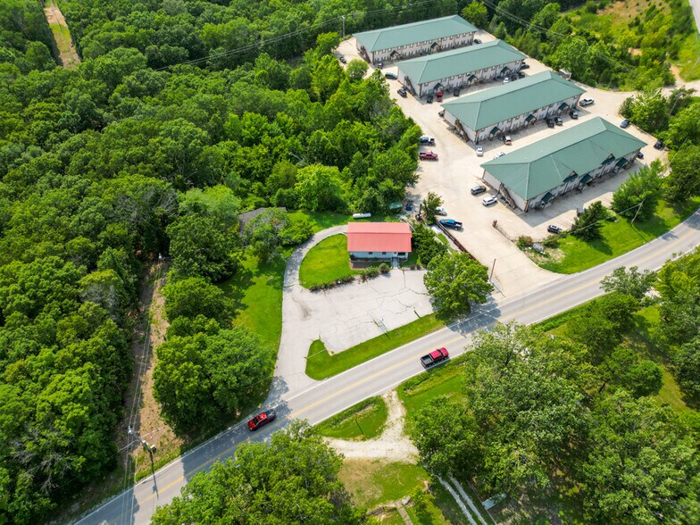 More Photos Of 22199 Highway Y, Saint Robert Medical For Sale