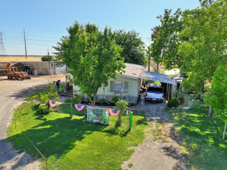 More Photos Of 7301 E Levee Rd, Rio Linda Apartments For Sale