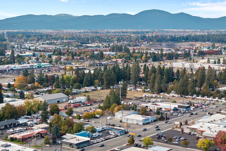 More Photos Of 2929 N Government Way, Coeur d'Alene Auto Dealership For Sale