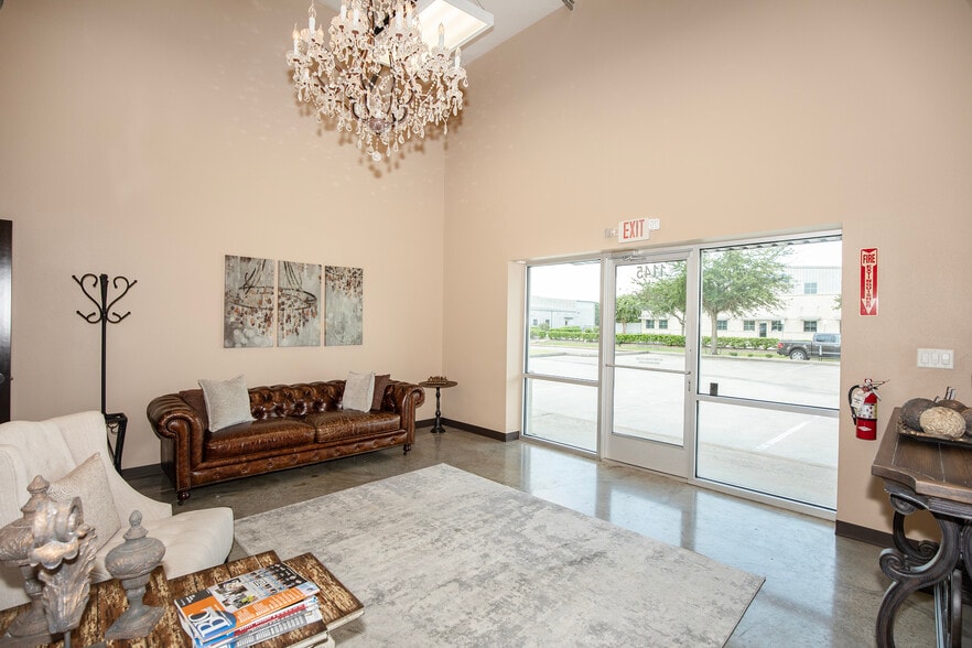 More Photos Of 1145 Butler Rd, League City Office For Sale
