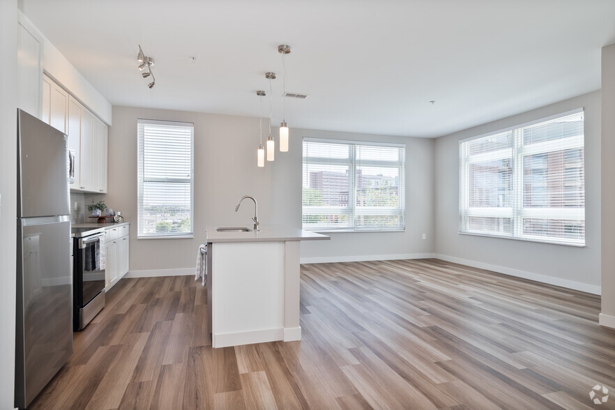 More Photos Of 2800 Franklin Blvd, Cleveland Apartments For Lease