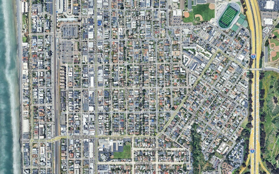 More Photos Of 501-515 S Coast Hwy, Oceanside Auto Repair For Lease