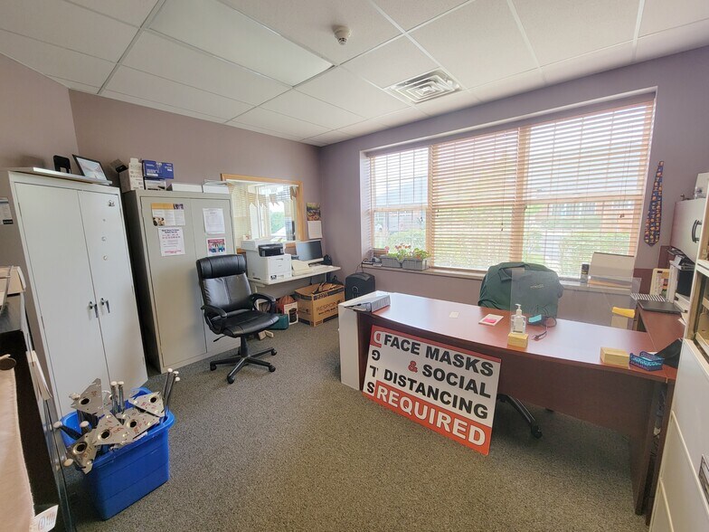 More Photos Of 11520 W 183rd St, Orland Park Medical For Sale