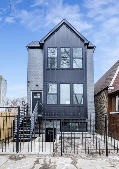 Primary Photo Of 542 Lawndale ave, Chicago Apartments For Sale