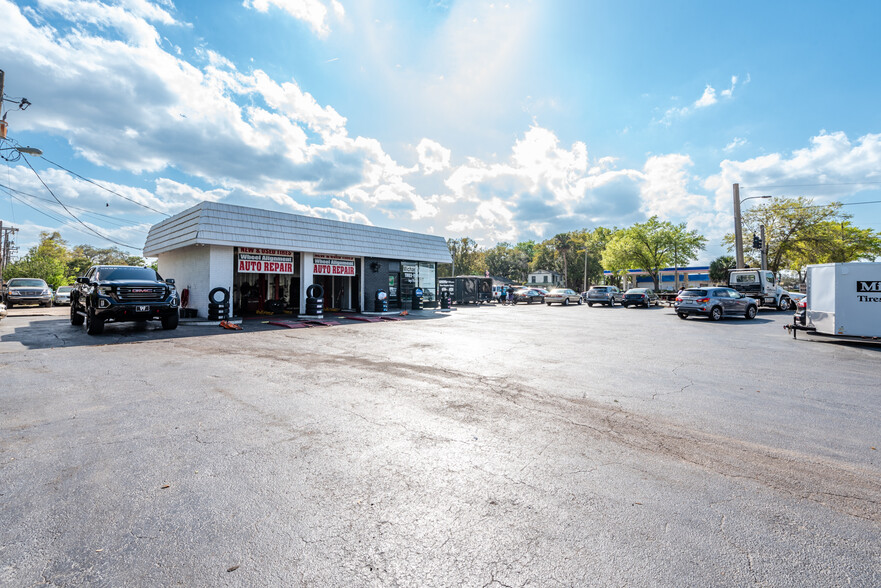 Primary Photo Of 2501 Sanford Ave, Sanford Auto Repair For Sale