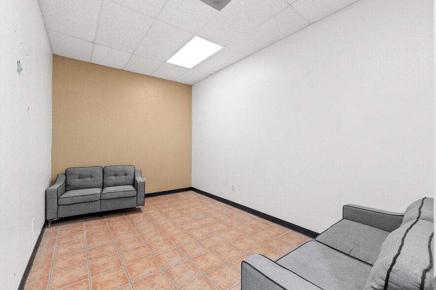 More Photos Of 3115 Fry Rd, Katy Unknown For Lease