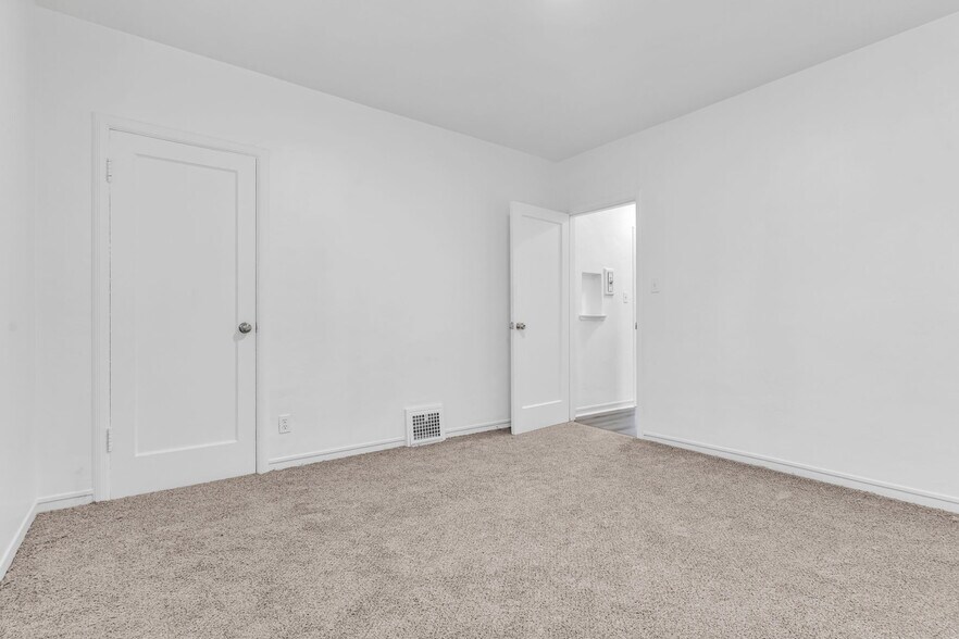 More Photos Of 5492 Ruth Ave, Oakland Apartments For Sale