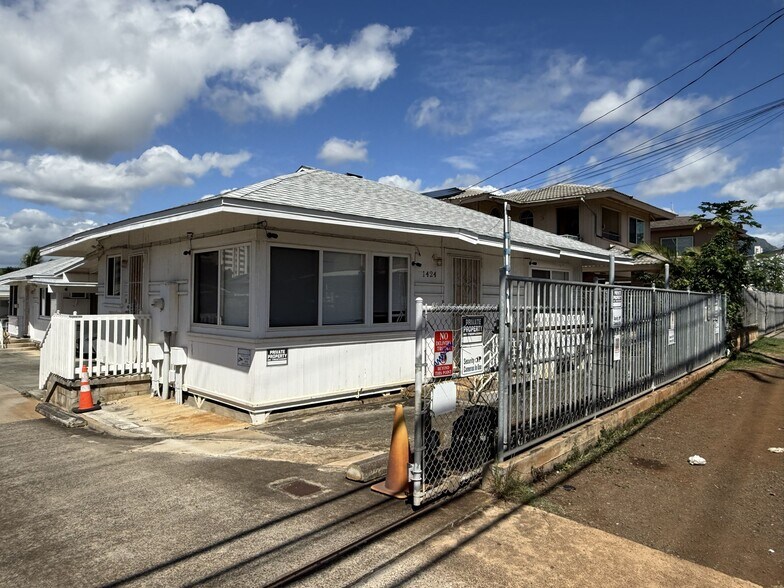 More Photos Of 1424 Gulick Ave, Honolulu Multifamily For Sale