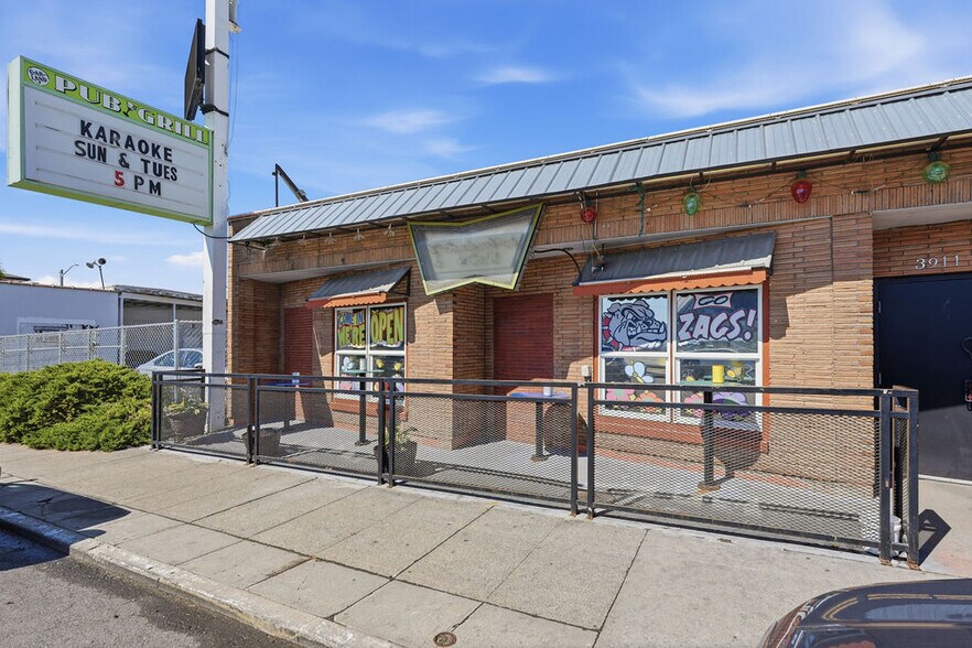 Primary Photo Of 3911 N Madison St, Spokane Office Residential For Sale
