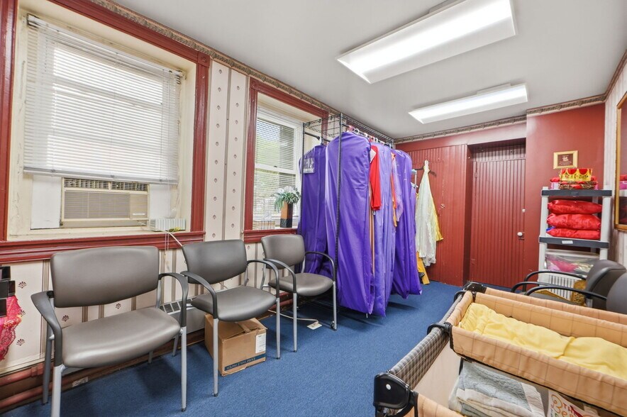 More Photos Of 401-407 N Patterson Park Ave, Baltimore Religious Facility For Sale