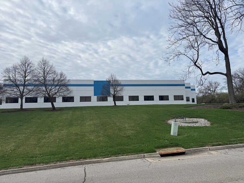 More Photos Of 3500-3560 Park Center Dr, Dayton Flex For Lease