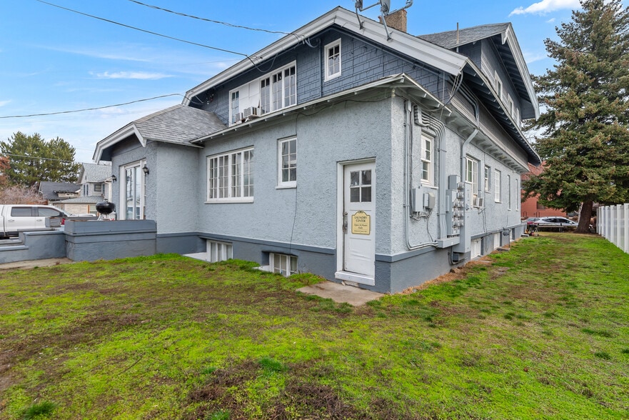 More Photos Of 600 Douglas St, Wenatchee Apartments For Sale