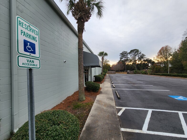 More Photos Of 2704 Highmarket St, Georgetown Freestanding For Sale