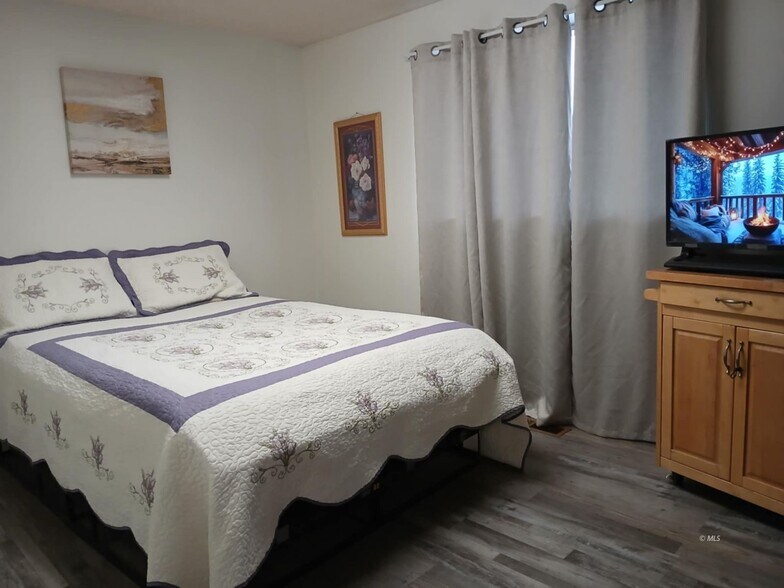 More Photos Of 1400 W 11th St, Alturas Specialty For Sale