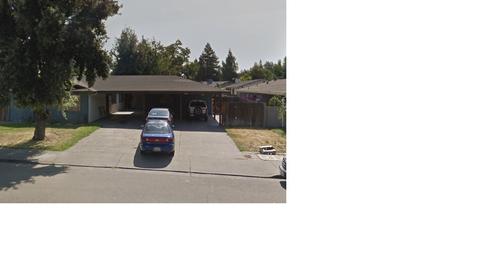 More Photos Of 8120 Tam O Shanter Dr, Stockton Apartments For Sale