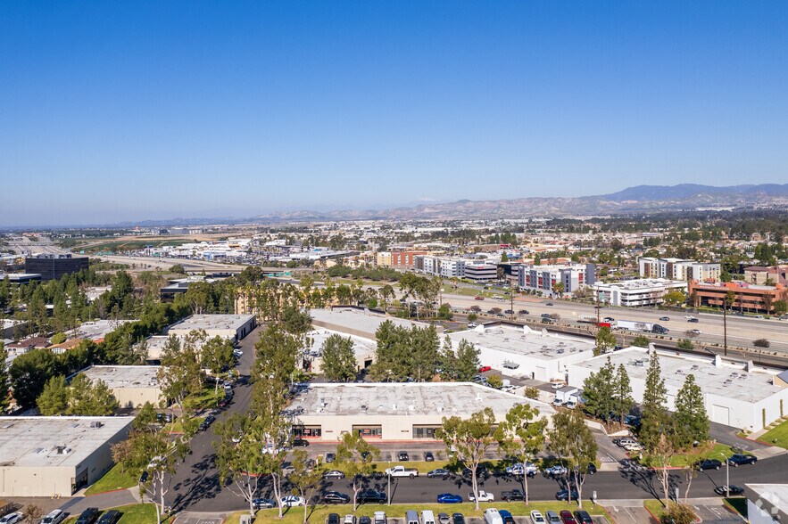 More Photos Of 23461 Ridge Route Dr, Laguna Hills Unknown For Lease