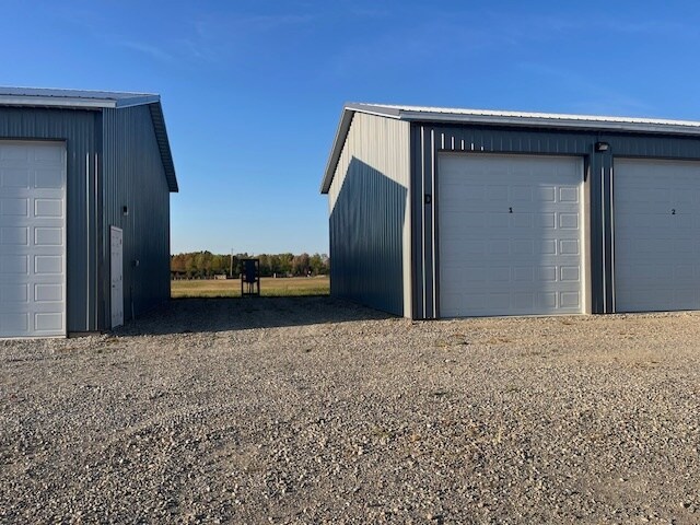 More Photos Of 6404 Trenton Franklin Rd, Middletown Self Storage For Sale