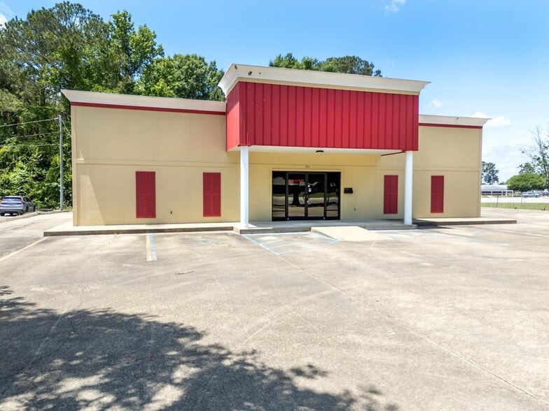 Primary Photo Of 511 State Docks Rd, Eufaula Medical For Sale