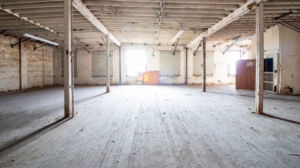 More Photos Of 437-441 S Los Angeles St, Los Angeles Showroom For Sale