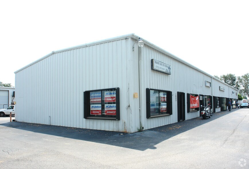 Primary Photo Of 1801-1817 SW South Macedo Blvd, Port Saint Lucie Light Distribution For Lease