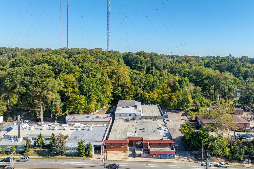 More Photos Of 5091 Umbria St, Philadelphia Manufacturing For Lease