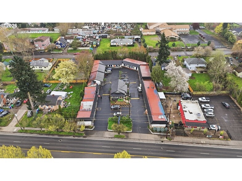 More Photos Of 11324 NE Sandy Blvd, Portland Hotel For Sale