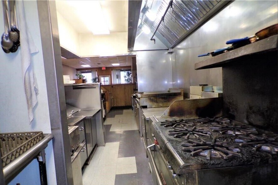 More Photos Of 106 Main St, Phelps General Retail For Sale