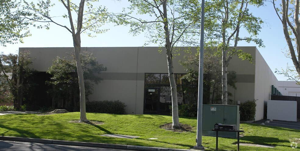 More Photos Of 23 Rickenbacker Cir, Livermore Warehouse For Lease