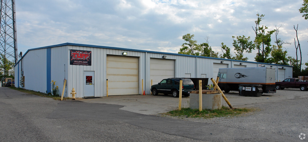 Primary Photo Of 8890-8942 Goodsite Dr, Hamilton Warehouse For Lease